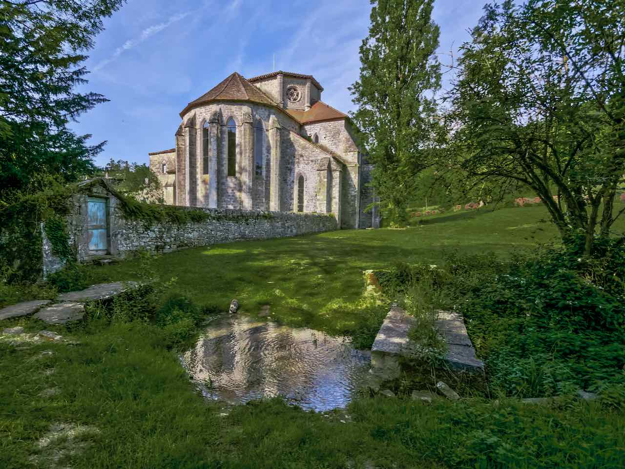 chevet de l'église et cressonière